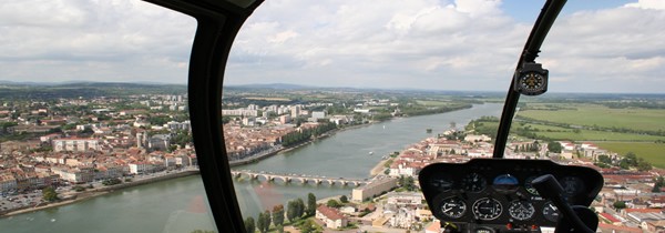 Vol en hélicoptère pendant les vacances