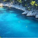 Louer un bateau à Marseille pour visiter les calanques