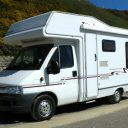 Aménagement des fourgons pour les vacances : quel type de lit choisir ?