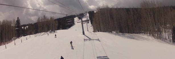 Le ski, un des sports d’hiver le plus pratiqué à la montagne