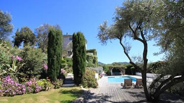 Séjour en Corse : opter pour une villa de prestige pour des loisirs privilégiés