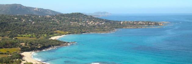 Vacances en Corse : pourquoi choisir L’Île-Rousse en Balagne pour un été réussi ?